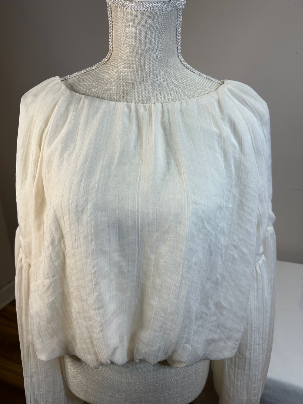 Astr Cream Off-Shoulder Peasant Blouse